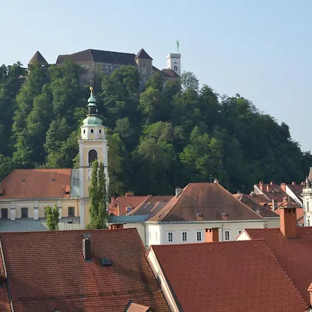 I Design 9 * Ljubljana